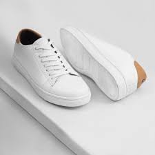 (image for) Sepatu Sneakers Putih
